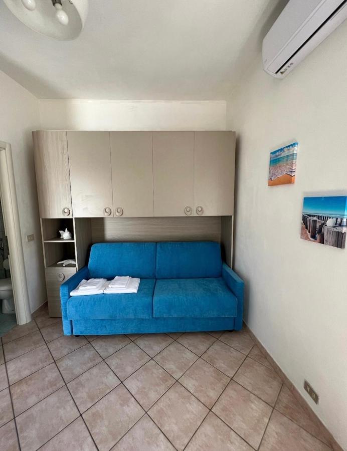 Villa Pisola Fiumicino Airport - Seafront Dış mekan fotoğraf