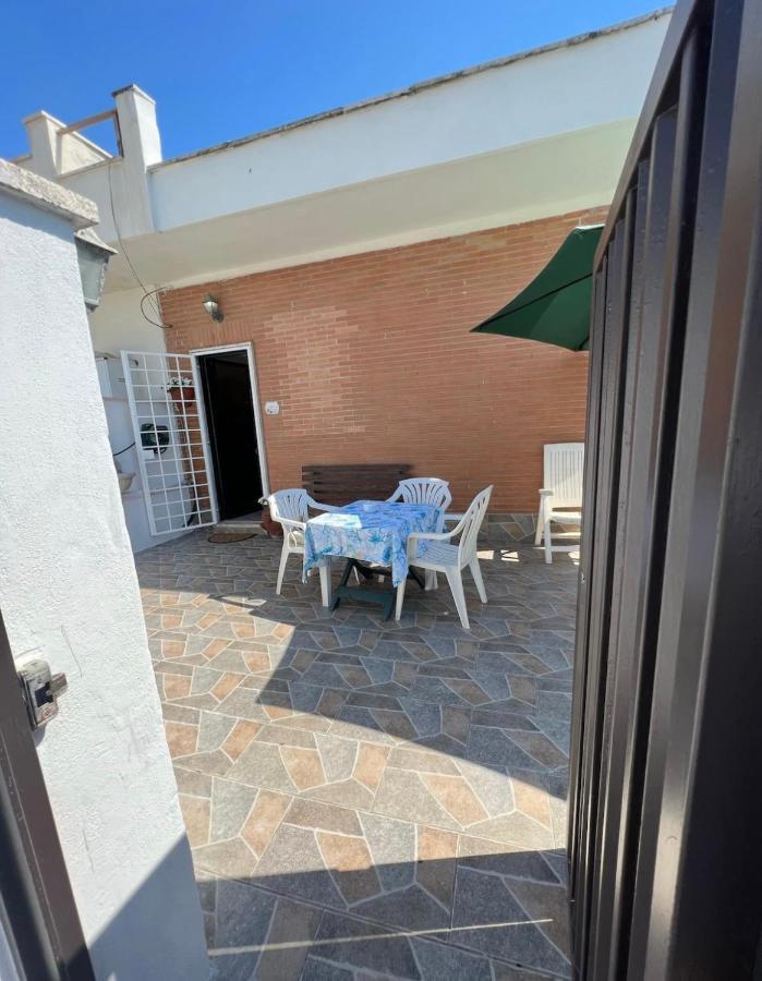 Villa Pisola Fiumicino Airport - Seafront Dış mekan fotoğraf