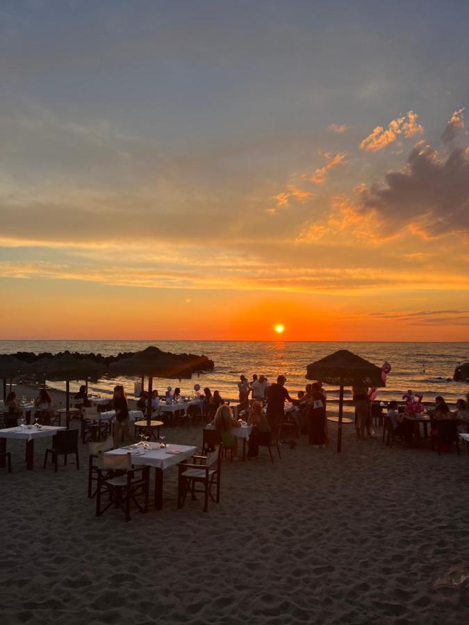 Villa Pisola Fiumicino Airport - Seafront Dış mekan fotoğraf